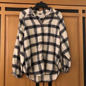 American Eagle Outfitters Flannel Size Small